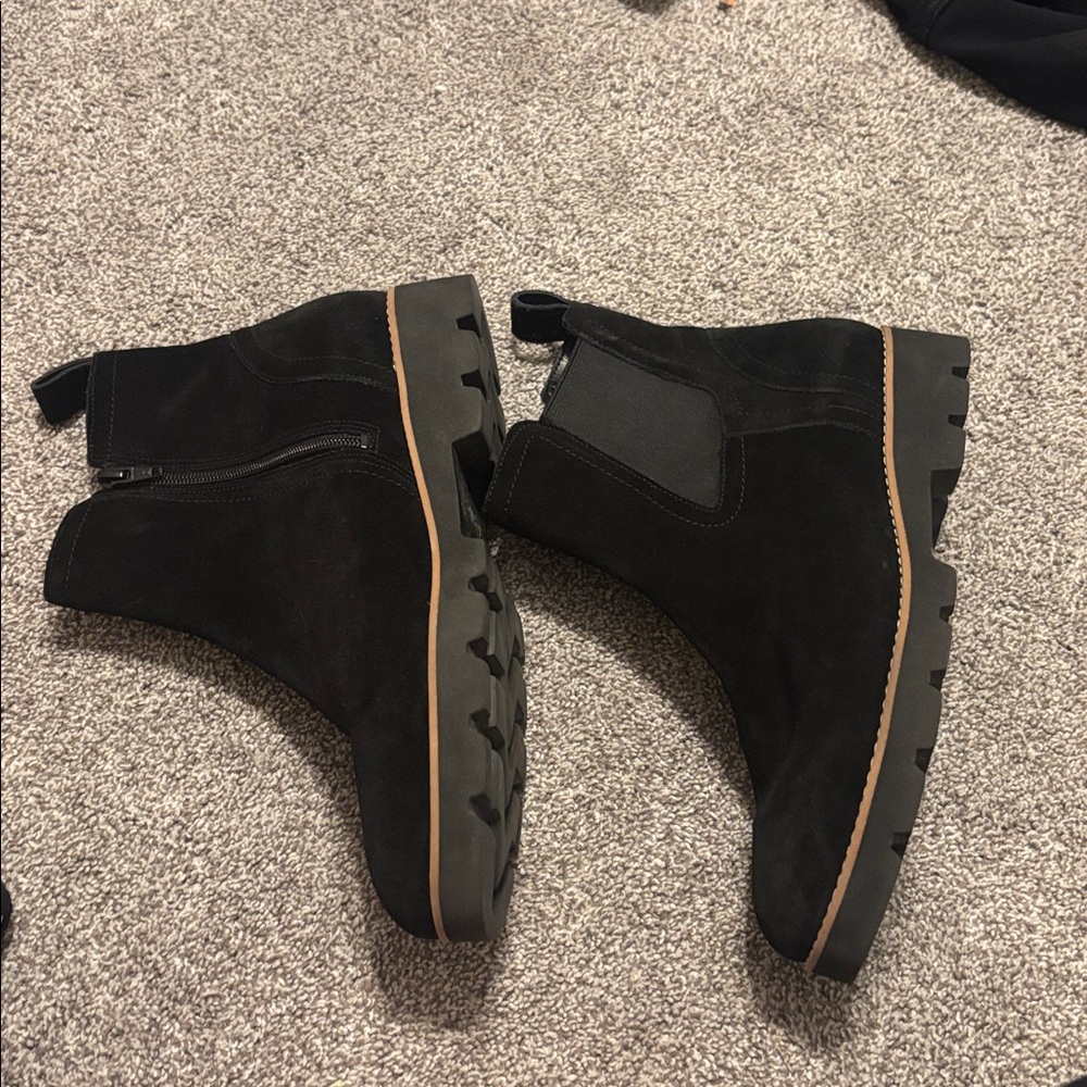 Vionic Brighton Suede Pull On Style Boot - Picture 2 of 12